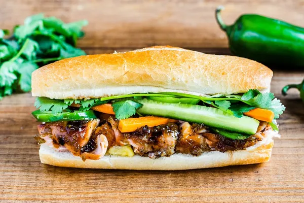 Chicken Banh Mi