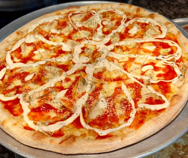 14" Buffalo Chicken Pizza