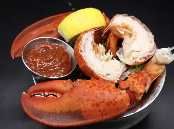 LOBSTER COCKTAIL